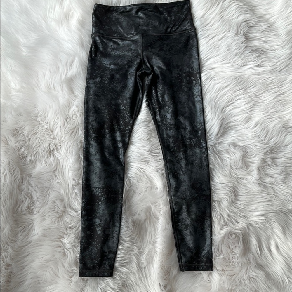 Athleta Elation 7/8 Misty Lace Tight